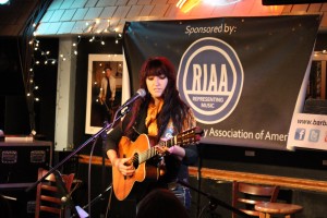 JILLIAN KOHR LIVE AT THE BLUEBIRD CAFE - NASHVILLE, TN, USA 11/18/13 #SONGWRITING #LUV #MUSIC